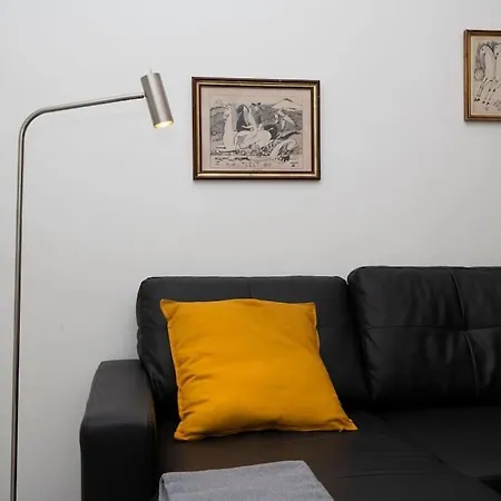 Apartman Vintage W/ Terrace
